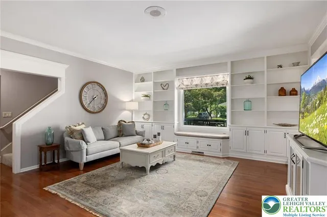 $895,000 | 3045 Sheffield Drive, Emmaus, PA 18049