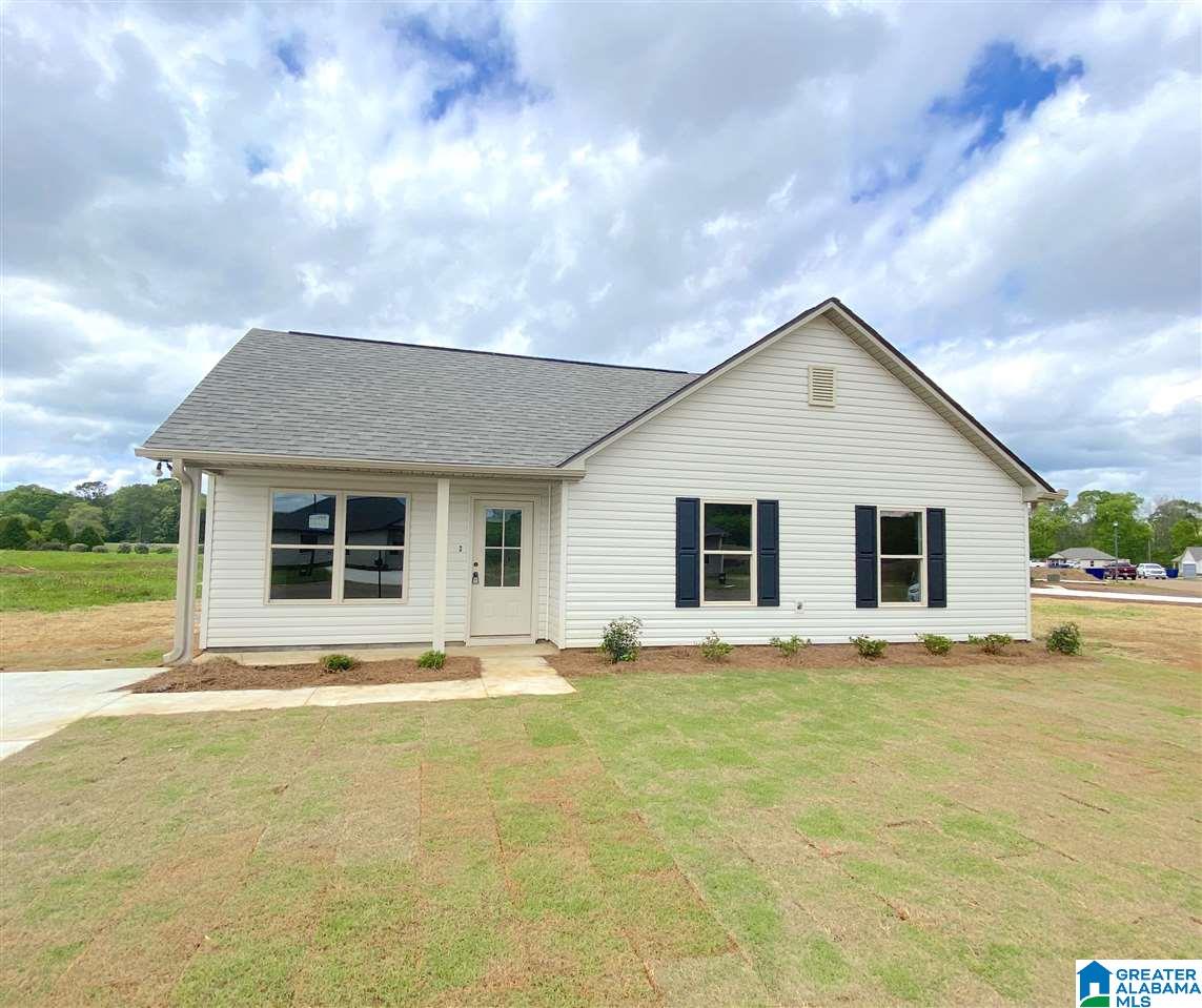 201 Sunlight Circle Talladega, AL 35160 - Photo 2 of 22