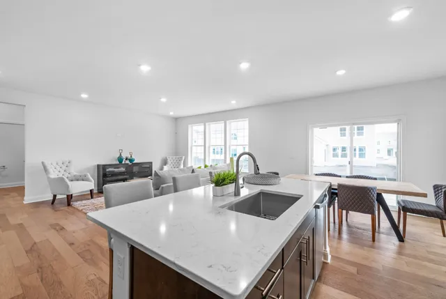 $599,900 | 1226 Denmark, Unit 49, Oregon, WI 53575