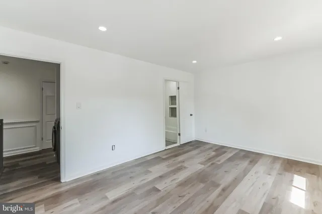 $2,445 | 630 Clearwater Court, Herndon, VA 20170