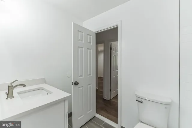 $2,445 | 630 Clearwater Court, Herndon, VA 20170