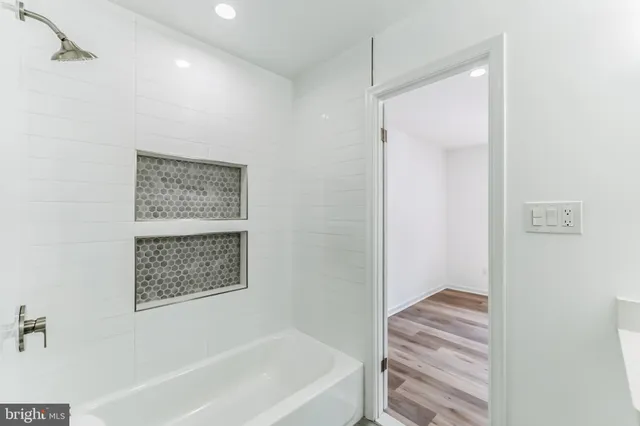 $2,445 | 630 Clearwater Court, Herndon, VA 20170