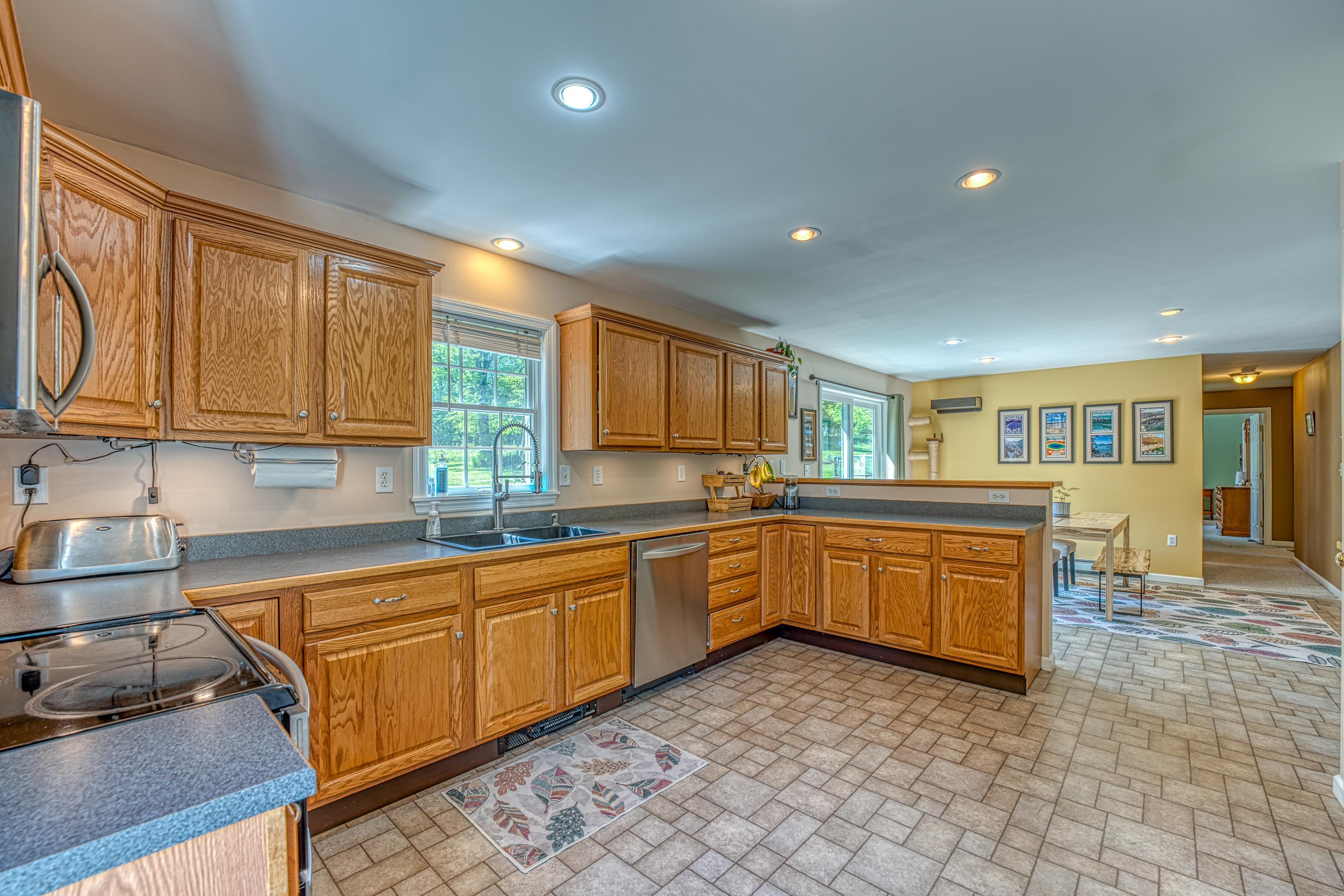 57 Sugar Run Road Thornton, NH 03285 - Photo 7 of 40