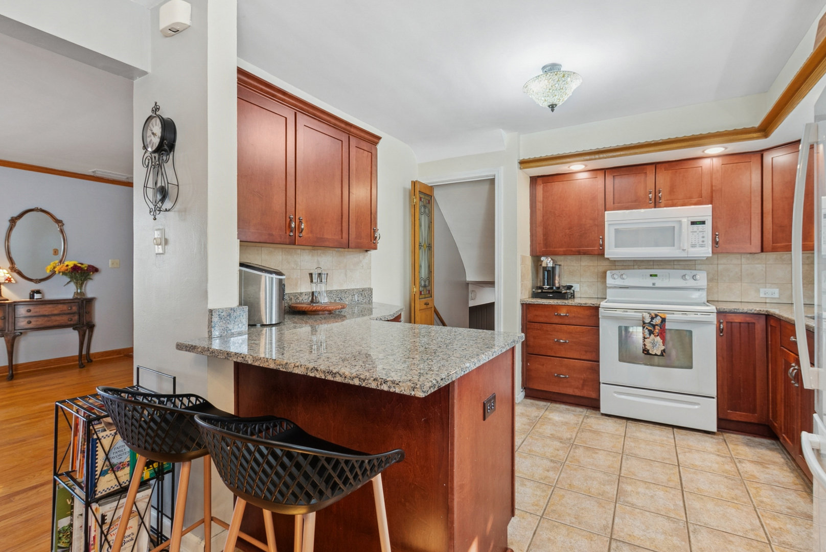 18450 Stedhall Road Homewood, IL 60430 - Photo 6 of 23