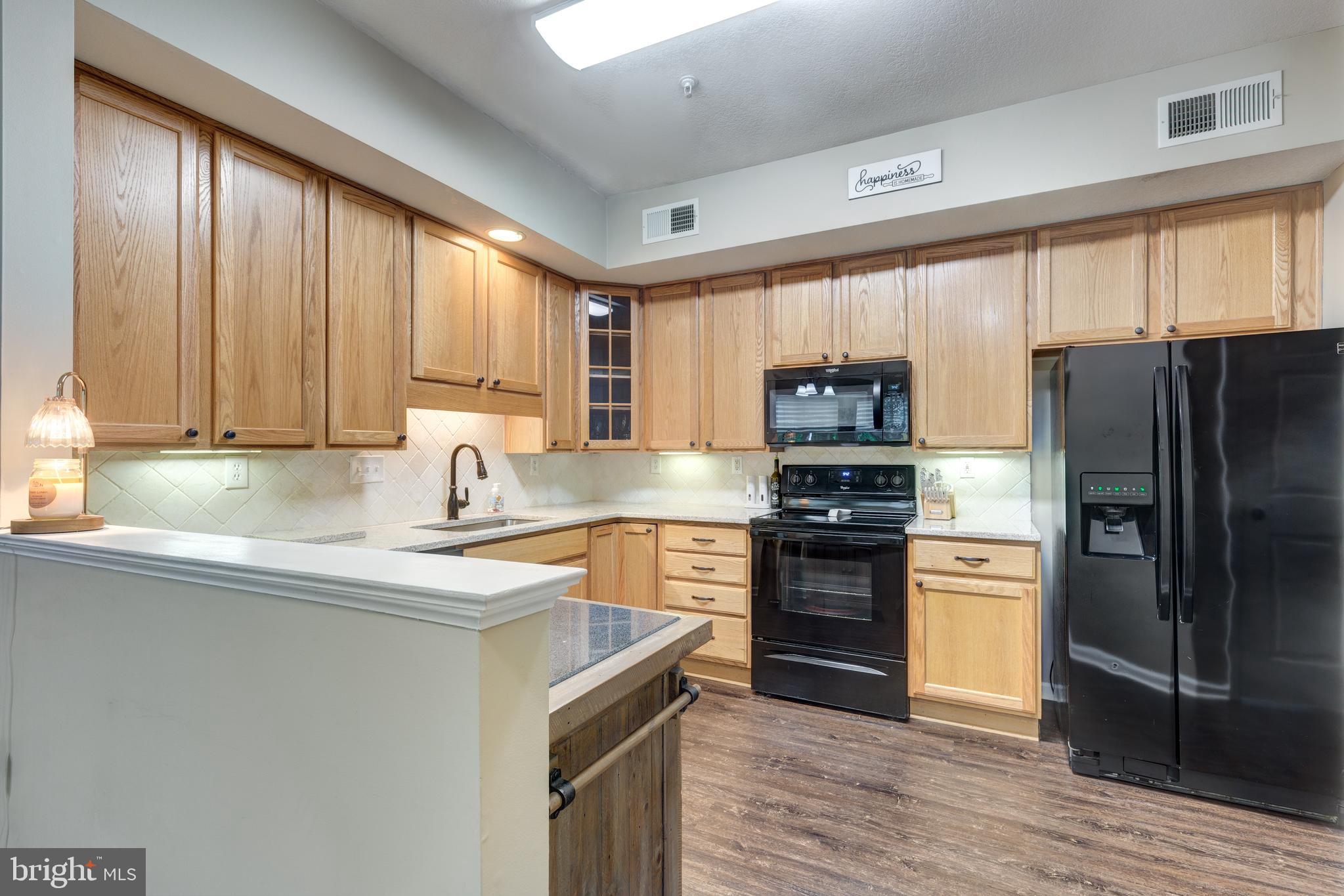 306 Marshview Road, Unit 306 Stewartstown, PA 17363 - Photo 9 of 33