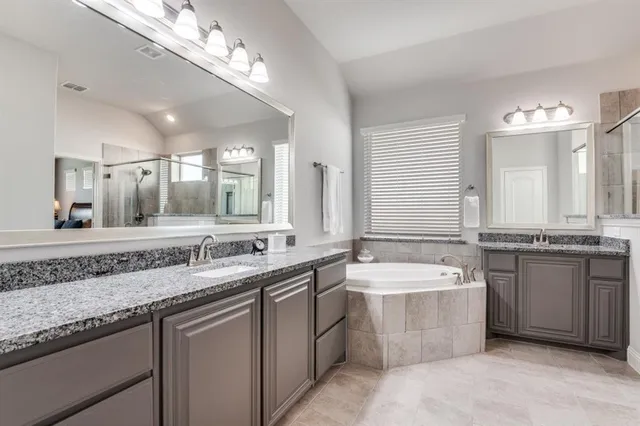 $499,000 | 2100 Homestead Drive, DeSoto, TX 75115