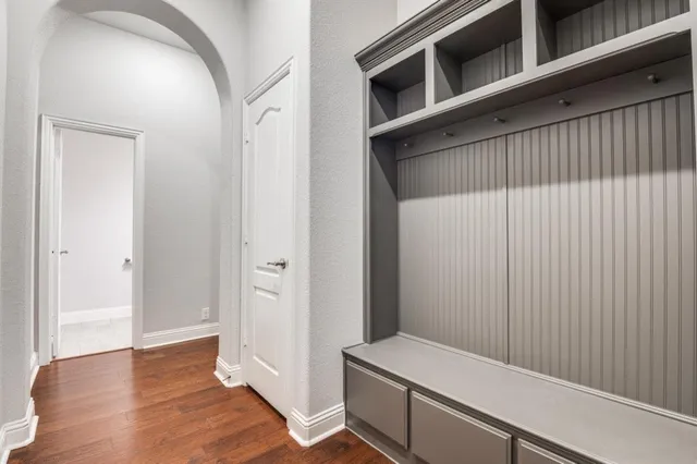 $499,000 | 2100 Homestead Drive, DeSoto, TX 75115