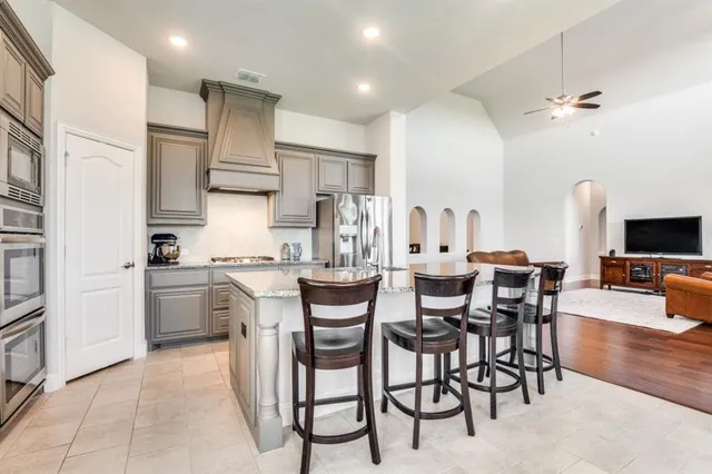 $499,000 | 2100 Homestead Drive, DeSoto, TX 75115