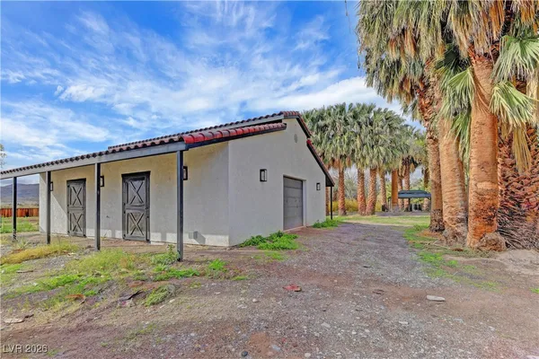 $5,395,000 | 4255 Highway 168, Moapa, NV 89025