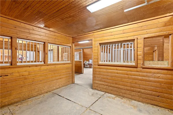 $5,395,000 | 4255 Highway 168, Moapa, NV 89025