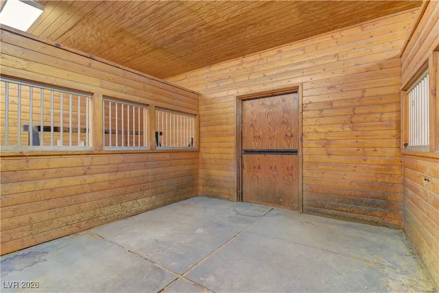 $5,395,000 | 4255 Highway 168, Moapa, NV 89025