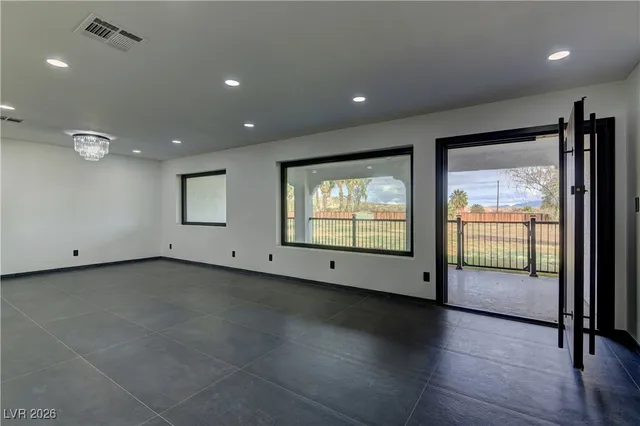 $5,395,000 | 4255 Highway 168, Moapa, NV 89025