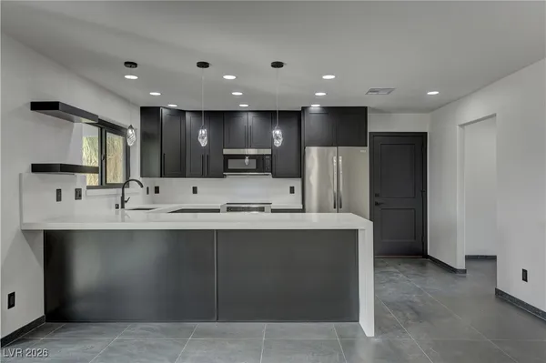 $5,395,000 | 4255 Highway 168, Moapa, NV 89025