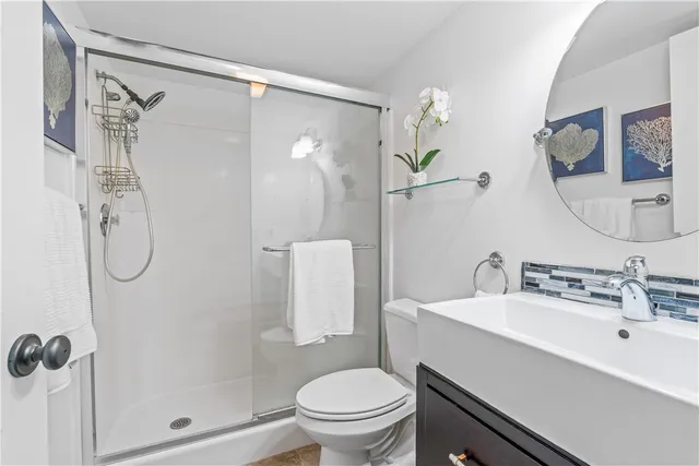 $399,999 | 4150 Highway A1A, Unit 104, Vero Beach, FL 32963