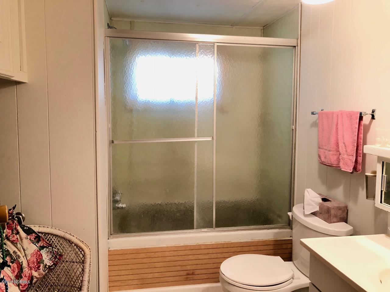 1530 Salter Path Road, Unit 4 Indian Beach, NC 28512 - Photo 10 of 16 Hall Bath