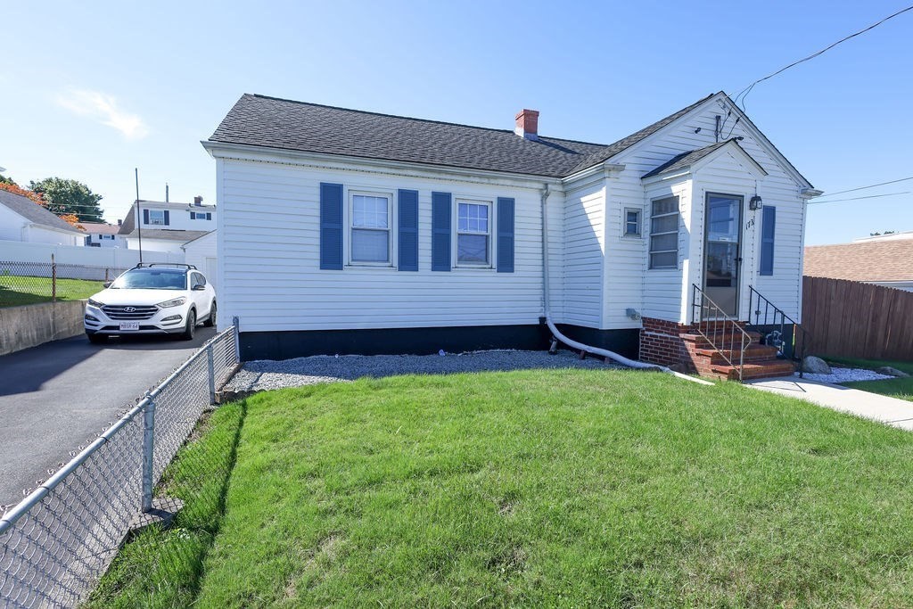 173 Walter Street Fall River, MA 02724 - Photo 3 of 31 Gallery Image 3