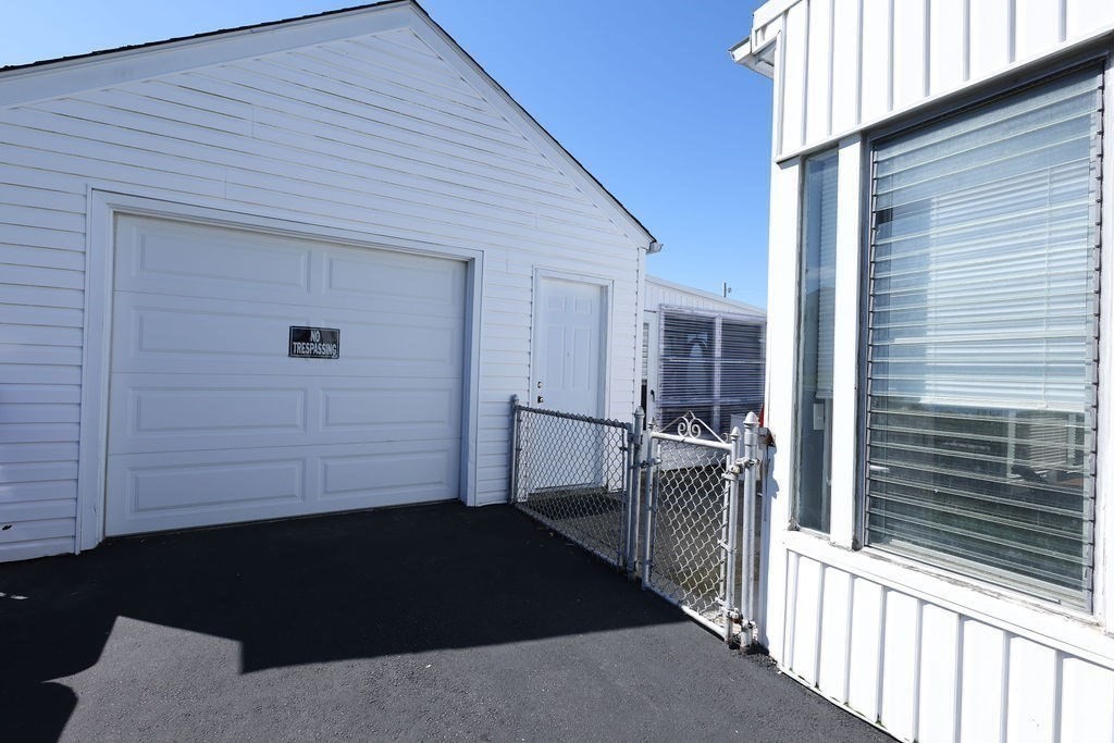 173 Walter Street Fall River, MA 02724 - Photo 6 of 31 Gallery Image 6