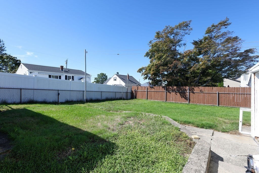 173 Walter Street Fall River, MA 02724 - Photo 8 of 31 Gallery Image 8