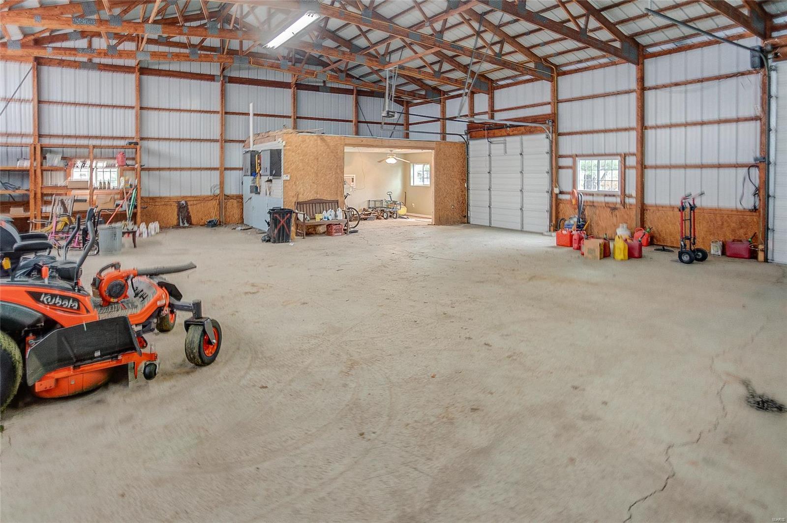 8448 East Mill Creek Road Troy, IL 62294 - Photo 48 of 52