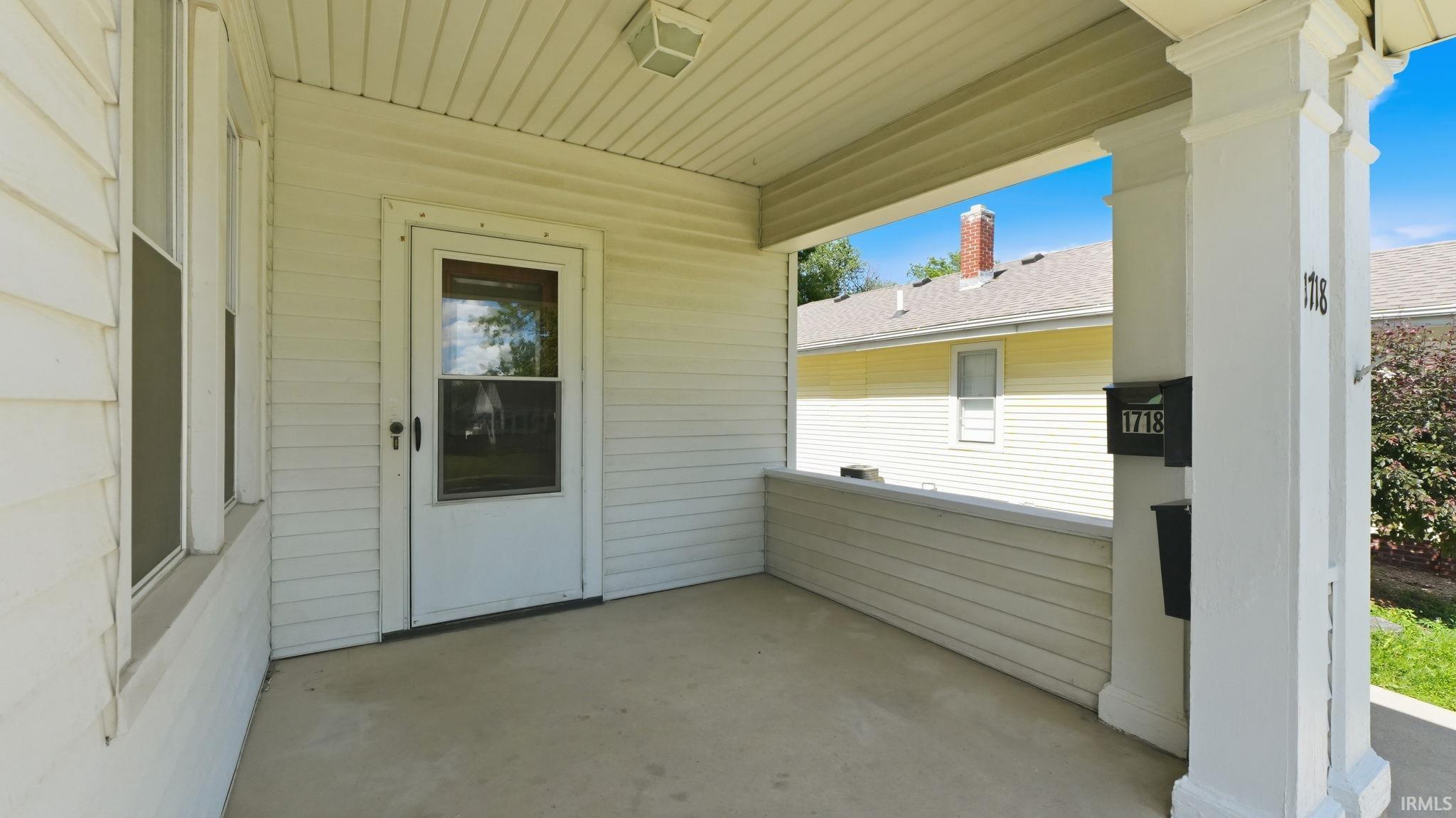 1718 Spring Street Fort Wayne, IN 46808 - Photo 5 of 31