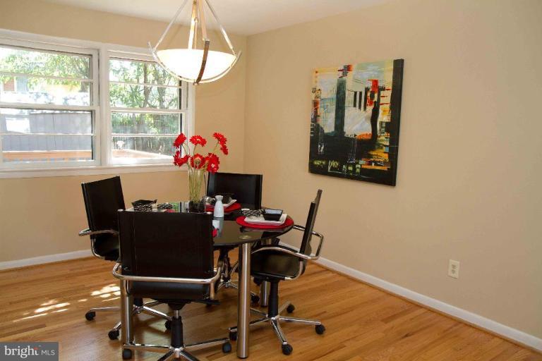 604 Ray Drive Silver Spring, MD 20910 - Photo 5 of 13 Dining Room