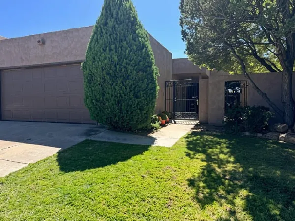 $293,500 | 7452 Burlison Drive Northeast, Albuquerque, NM 87109