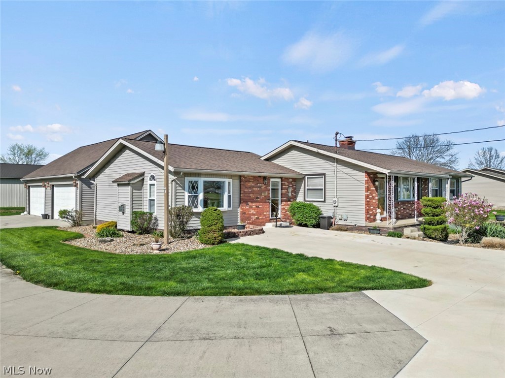 11756 Blott Road North Jackson, OH 44451 - Photo 2 of 31