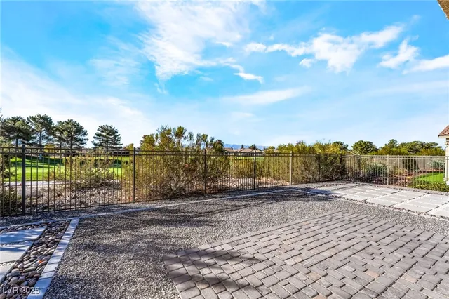 $375,000 | 5341 East La Campana Drive, Pahrump, NV 89061