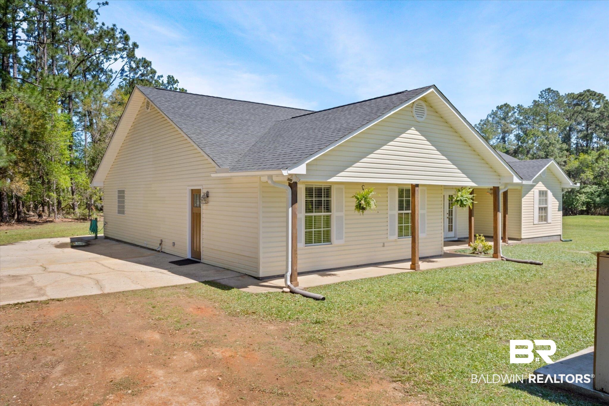 11038 Deerfoot Lane Elberta, AL 36530 - Photo 5 of 42
