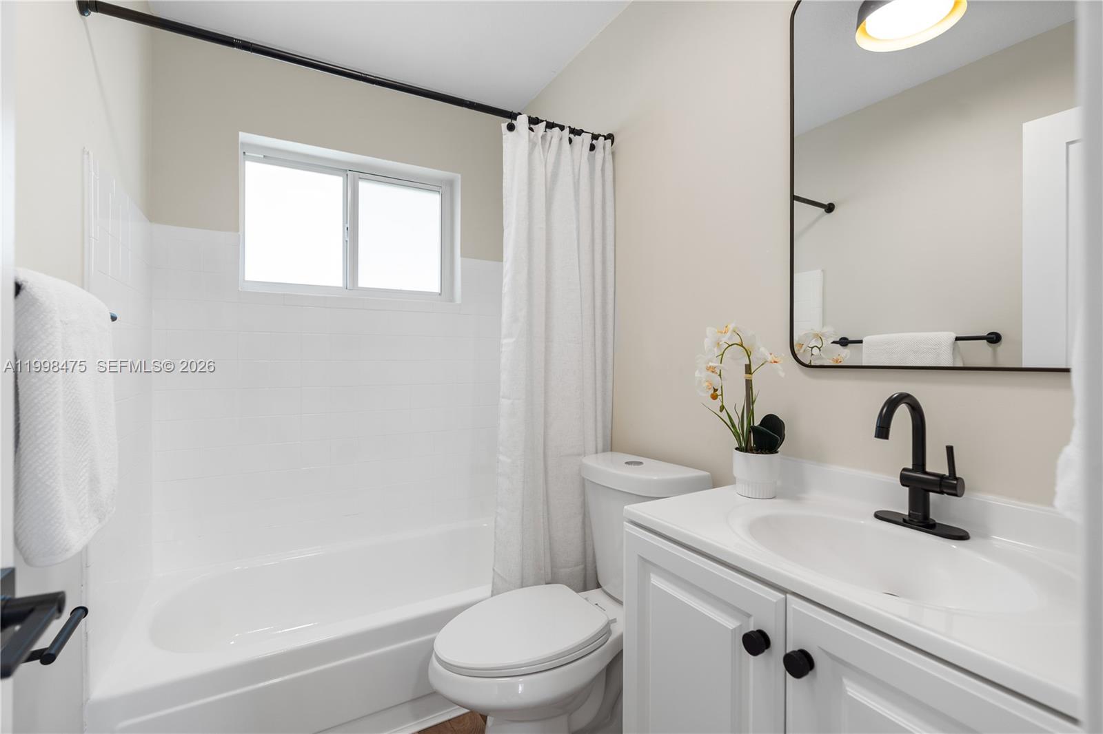 6881 Harding Street Hollywood, FL 33024 - Photo 13 of 30