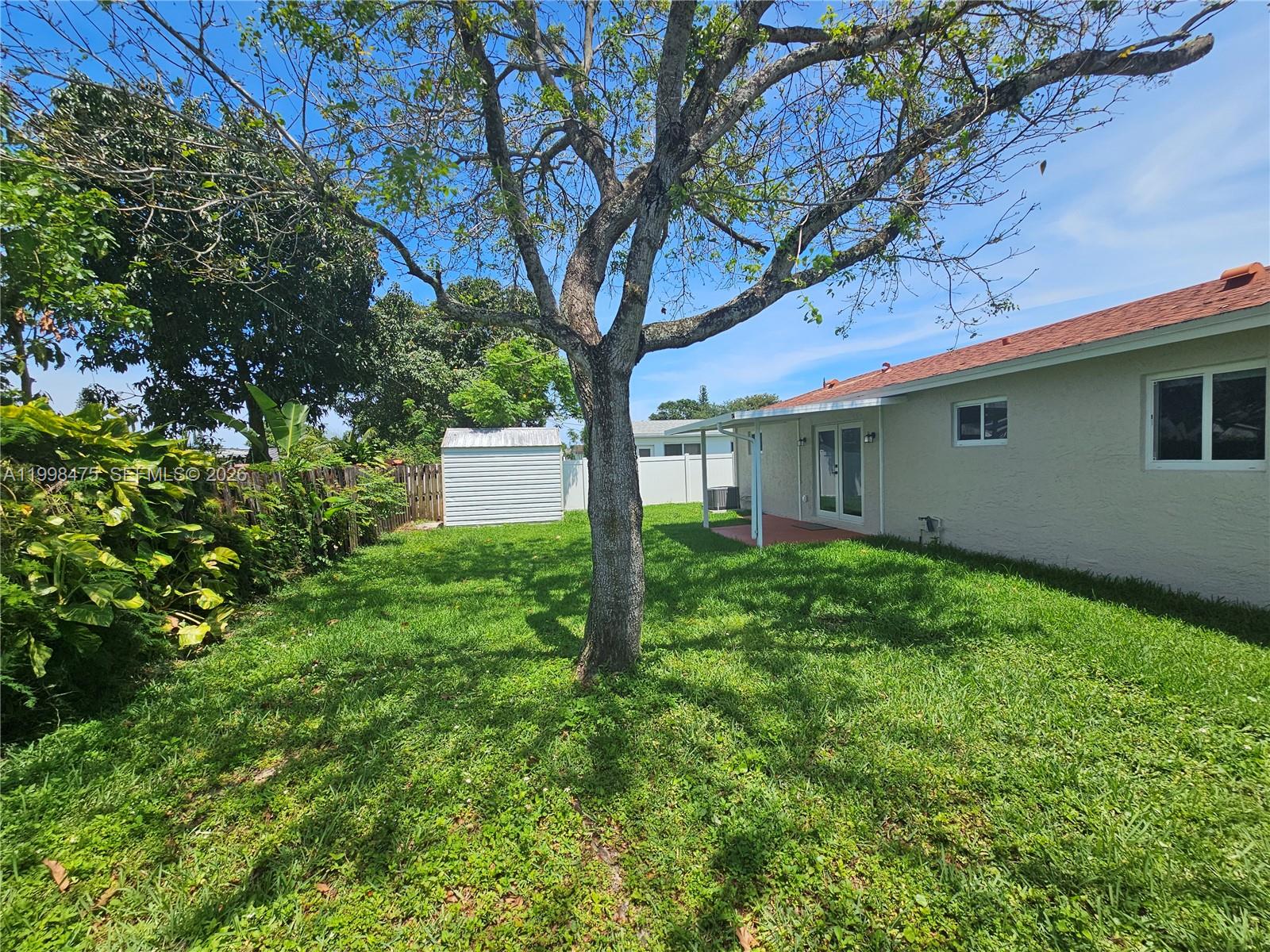 6881 Harding Street Hollywood, FL 33024 - Photo 28 of 30