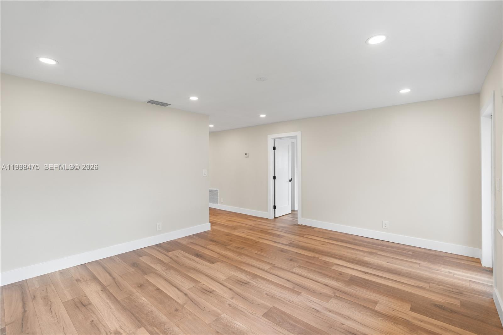 6881 Harding Street Hollywood, FL 33024 - Photo 10 of 30
