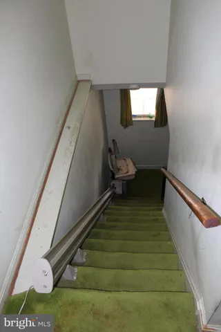 $575,000 | 6815 Rolling Road, Springfield, VA 22152