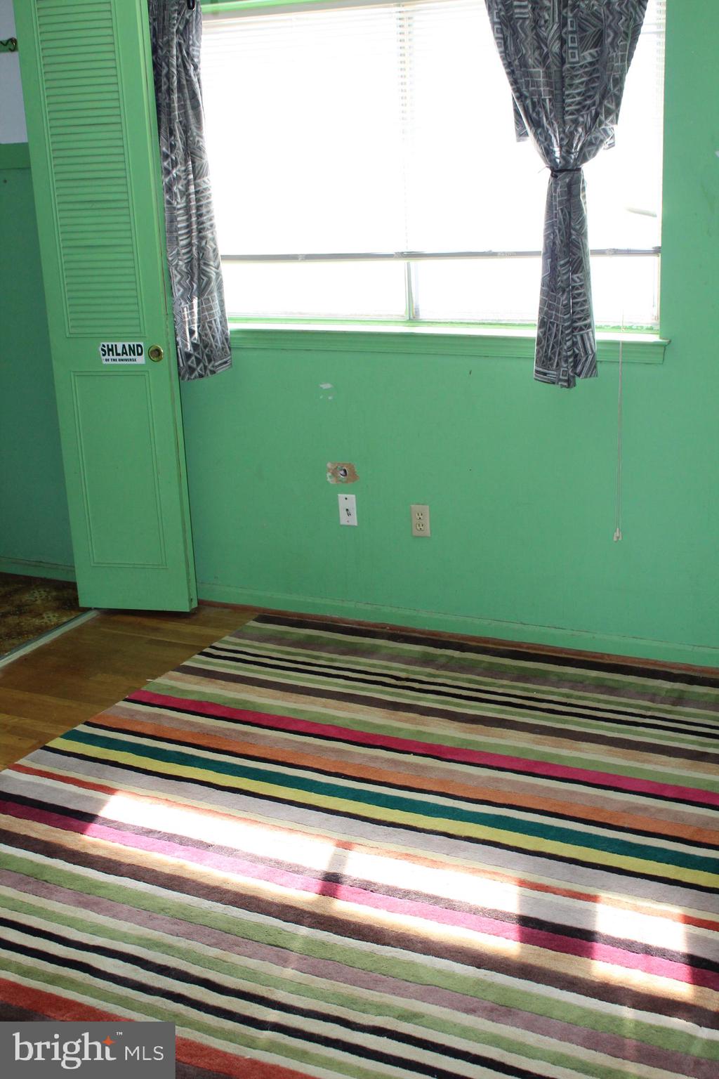 6815 Rolling Road Springfield, VA 22152 - Photo 14 of 22 a view of a window