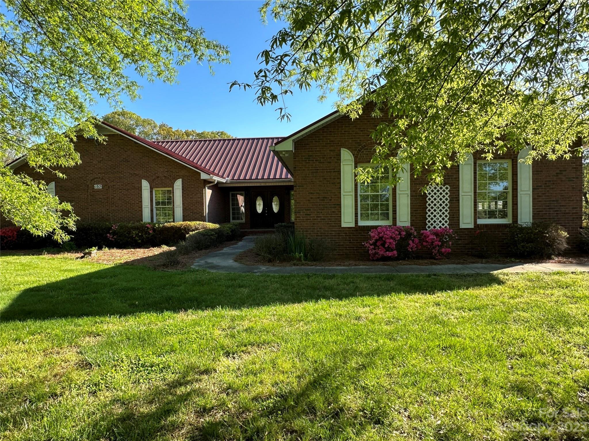 153 Overhead Bridge Road Mooresville, NC 28115 - Photo 1 of 22 Gallery Image 1