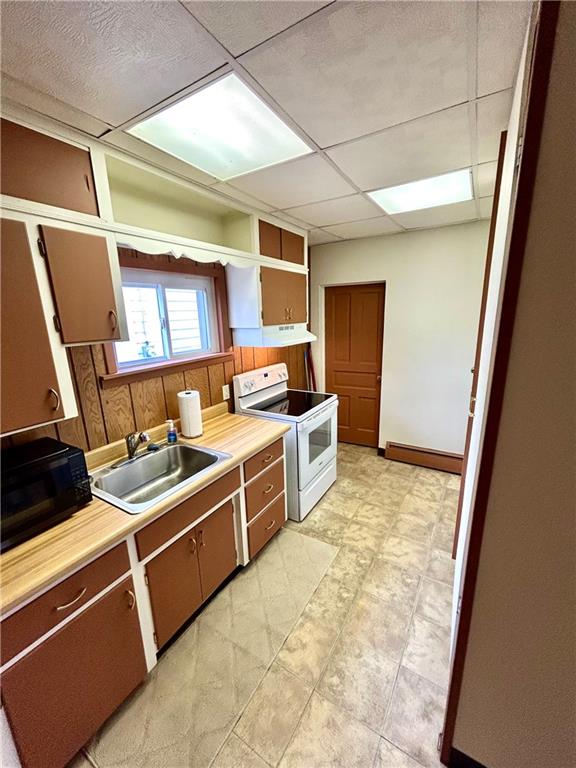 142 Hamilton Avenue Vandergrift, PA 15690 - Photo 12 of 27