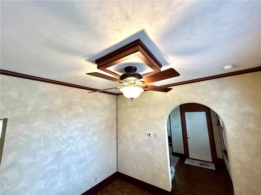 142 Hamilton Avenue Vandergrift, PA 15690 - Photo 8 of 27 Beautiful ceiling work