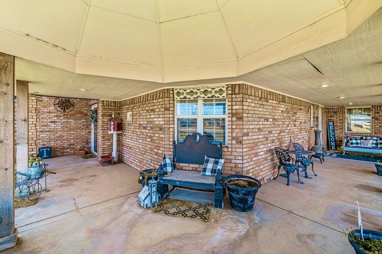 200 Hunters Trail Amarillo, TX 79124 - Photo 23 of 23 Large Covered Front Porch
