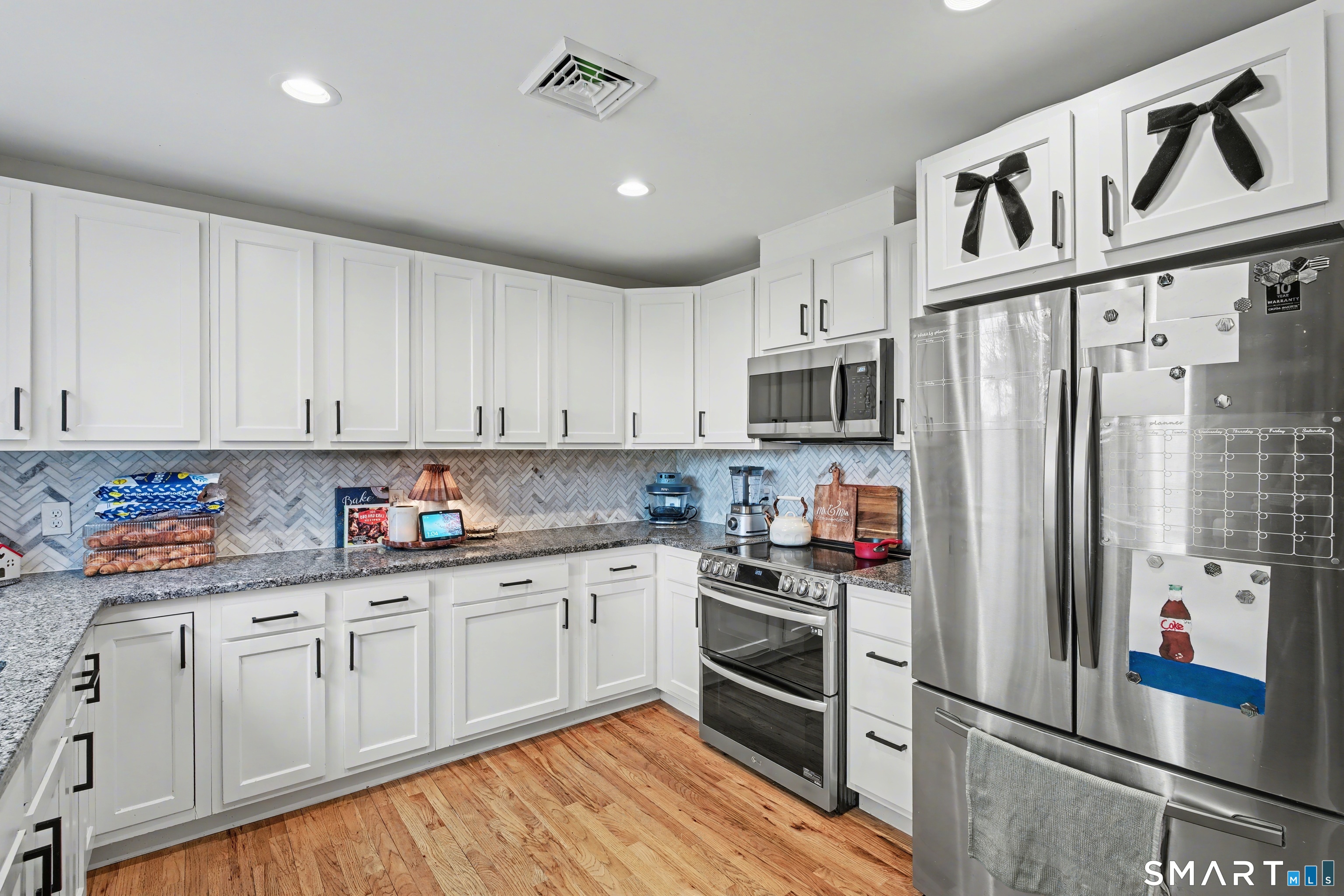 18 Caulkins Road Norwich, CT 06360 - Photo 16 of 39