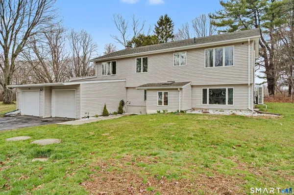 $499,900 | 18 Caulkins Road, Norwich, CT 06360