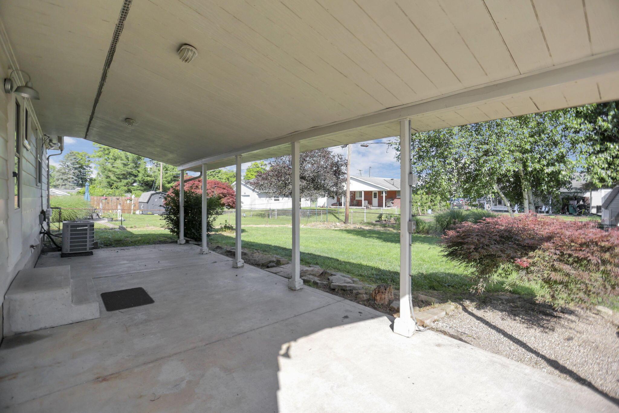 193 Fieldpoint Road Heath, OH 43056 - Photo 26 of 29 perfect for entertaining