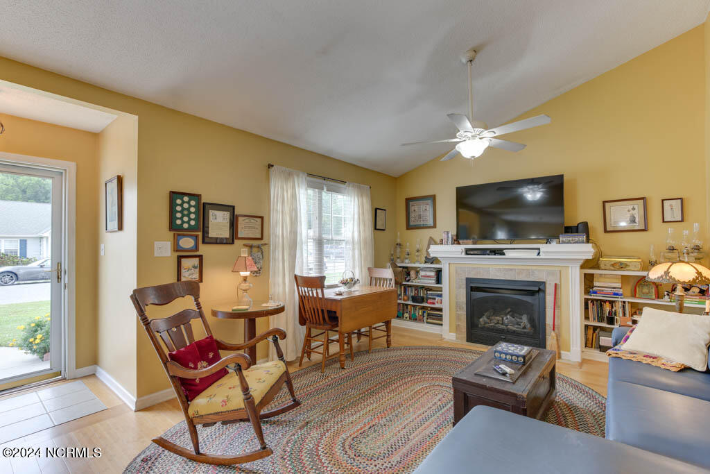 112 Old Oak Road Elizabeth City, NC 27909 - Photo 3 of 18 Lots of natural light and gas fireplace