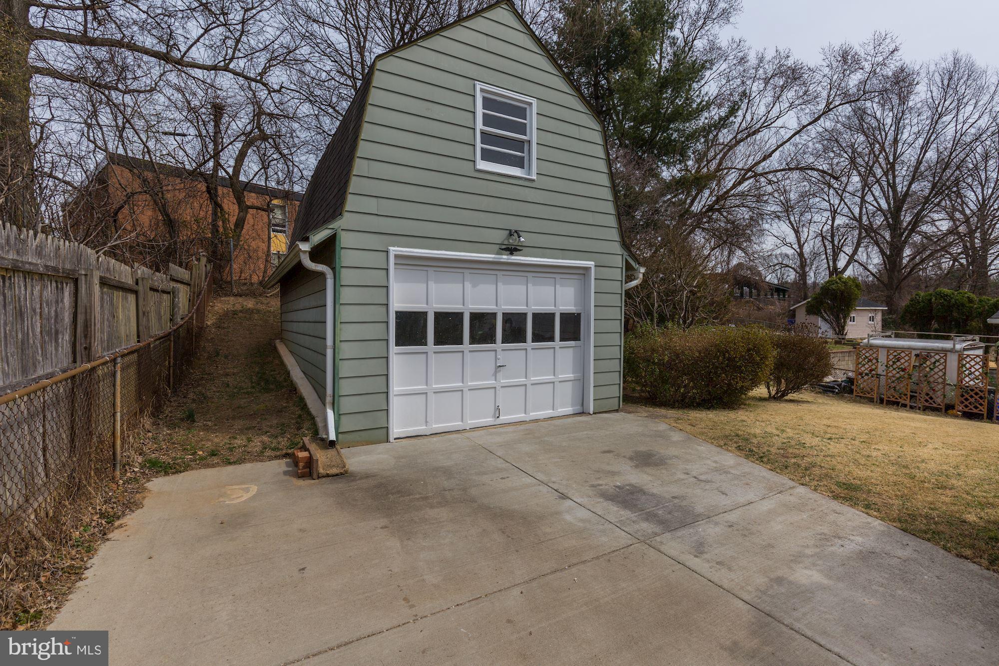 11813 Indigo Road Silver Spring, MD 20906 - Photo 24 of 27