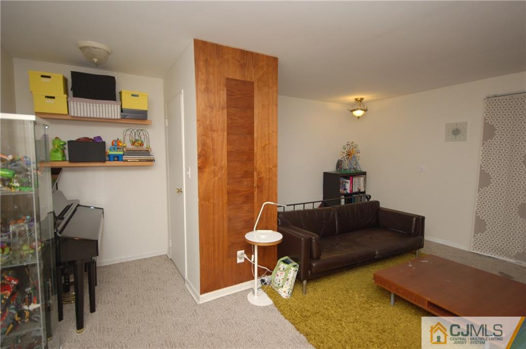 72 Fox Road, Unit 4B Edison, NJ 08817 - Photo 4 of 18 Gallery Image 4