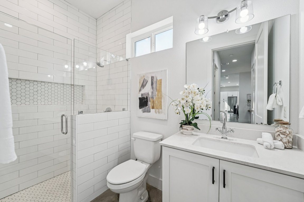 739 Gunter Street, Unit 1 Austin, TX 78702 - Photo 19 of 26