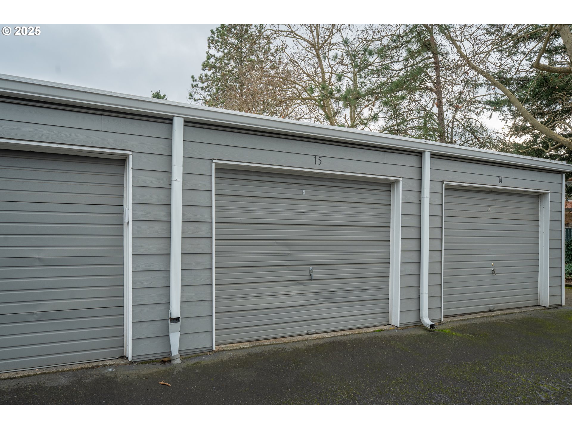 2702 Southeast 138th Avenue, Unit 15 Portland, OR 97236 - Photo 17 of 18