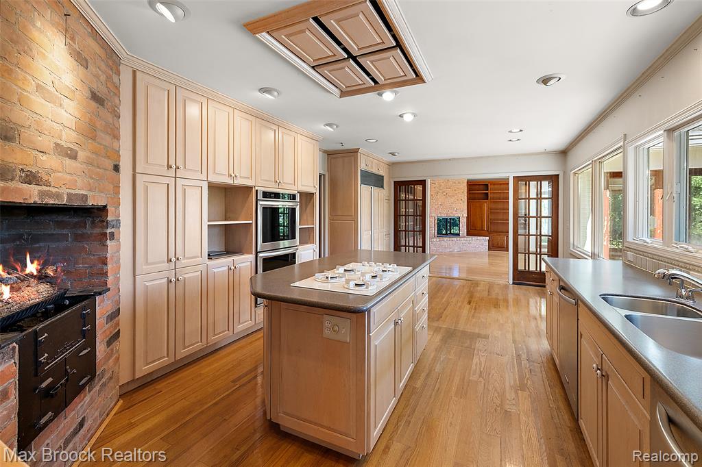 674 Rudgate Road Bloomfield Hills, MI 48304 - Photo 7 of 28