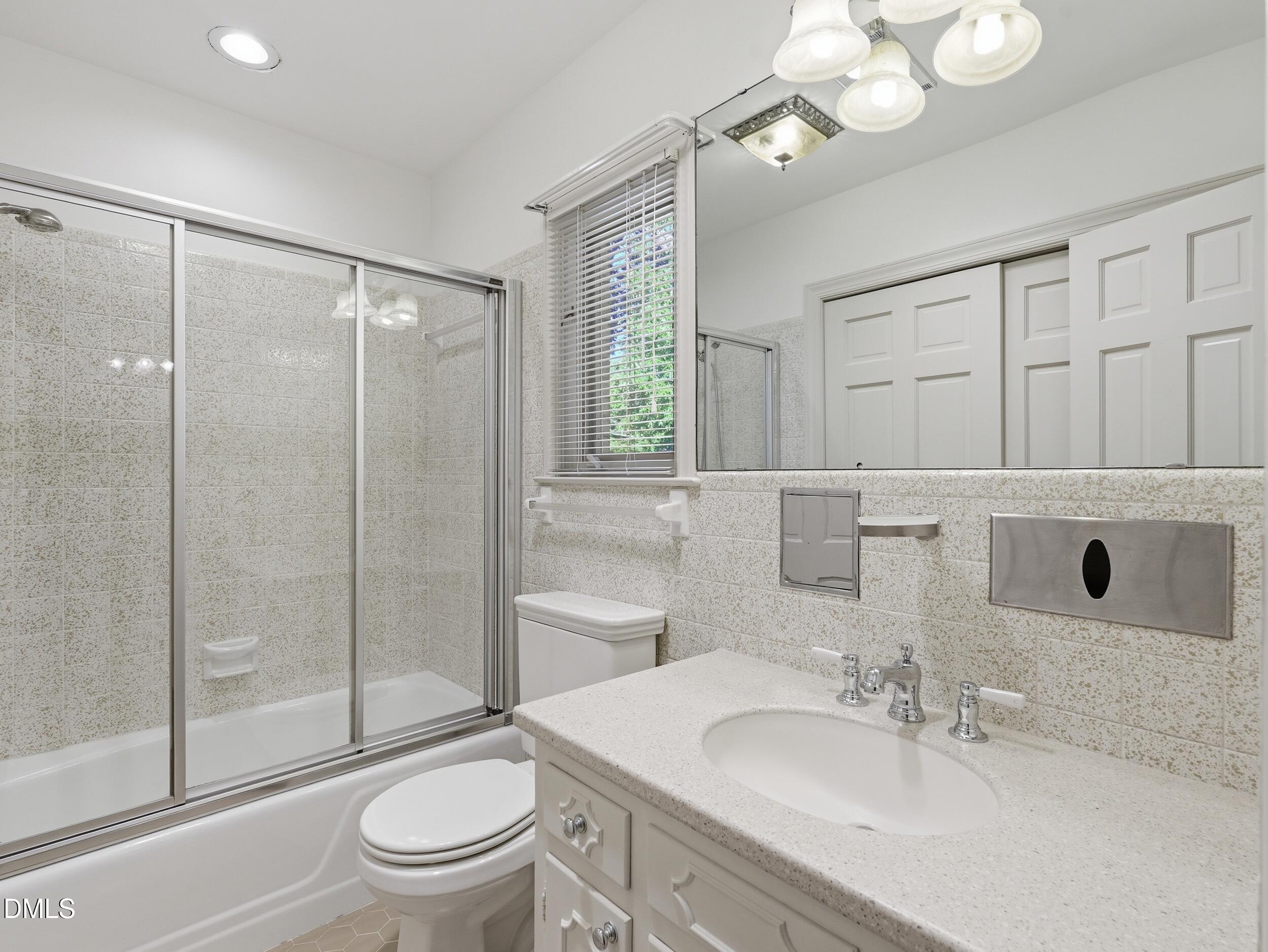 2420 Tyson Street Raleigh, NC 27612 - Photo 29 of 67