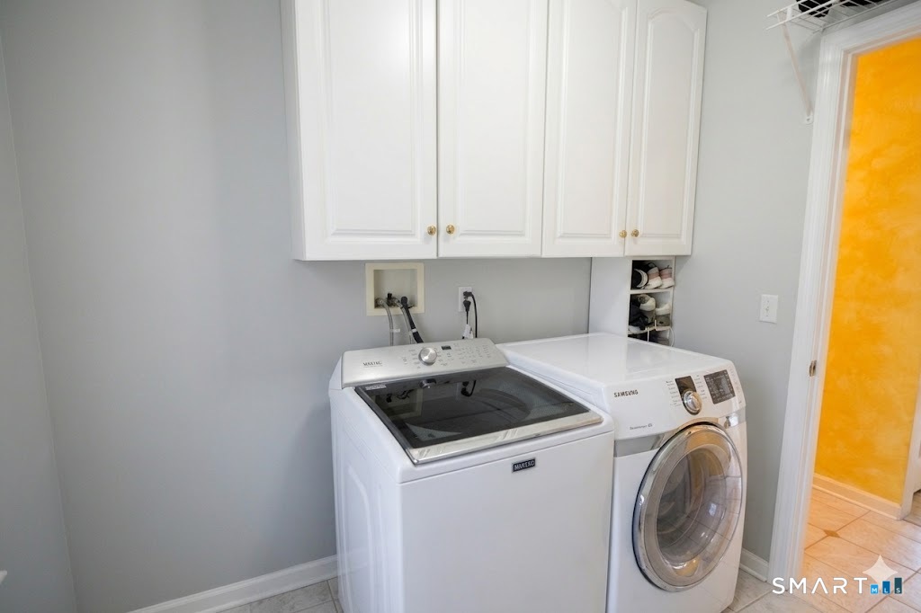 78 Mill Brook Terrace Monroe, CT 06468 - Photo 13 of 27 Tile floor with access to patio/yard.