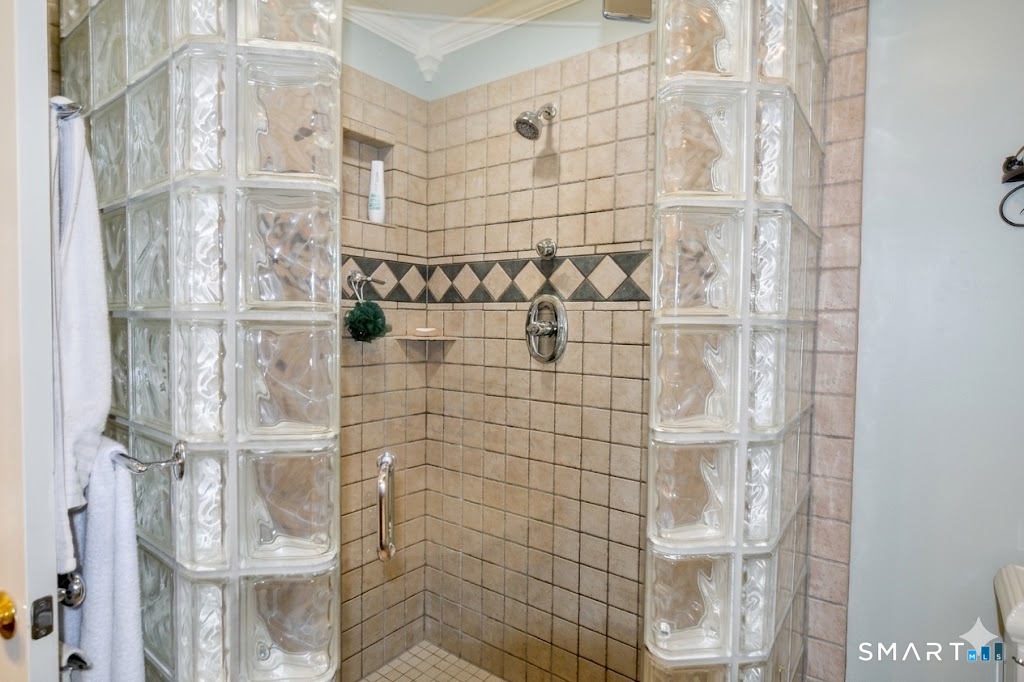 78 Mill Brook Terrace Monroe, CT 06468 - Photo 18 of 27